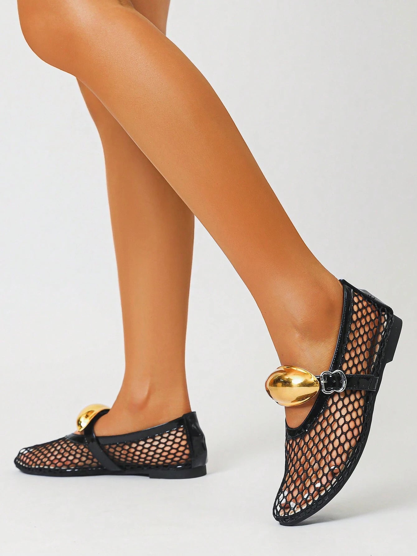 Open-toe Chunky Gold Metallic Accents Sandals