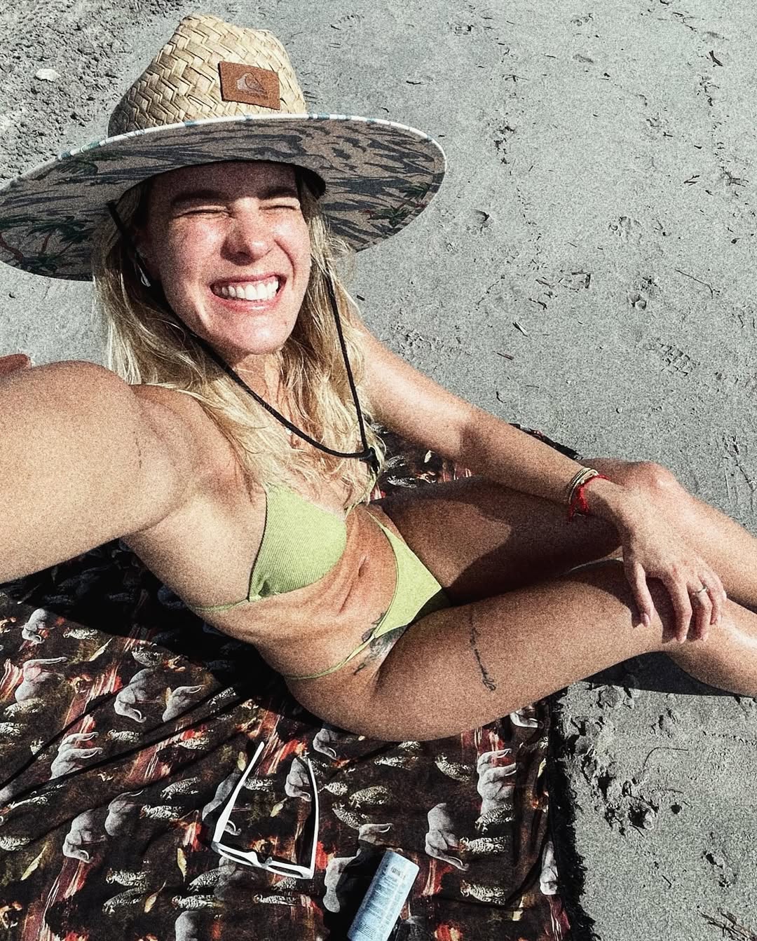 Sun Hat With Tropical Or Beach Scene Design