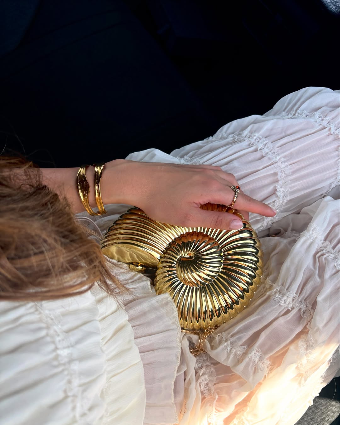 Golden Metallic Shell-Shaped Clutch