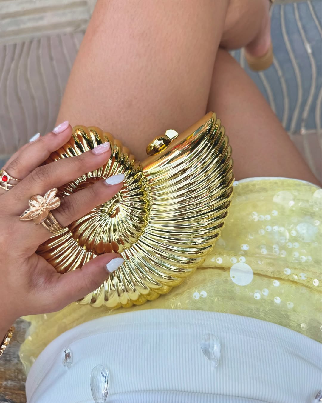 Golden Metallic Shell-Shaped Clutch