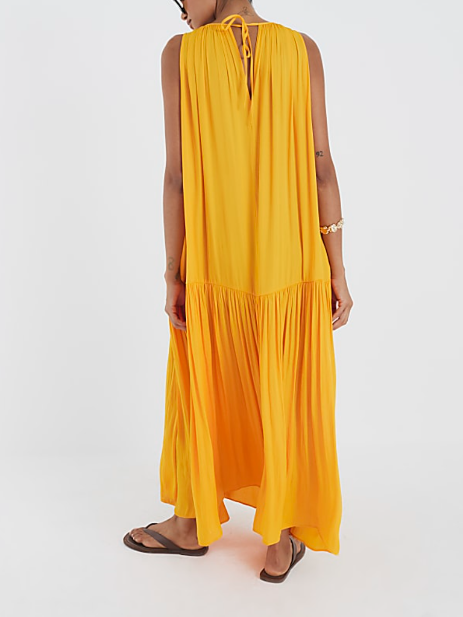 Solid Color Pleated Sleeveless Dress