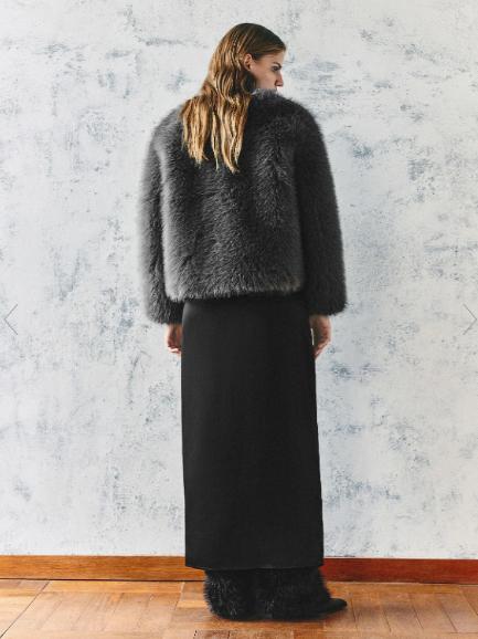 Button Gray Fur