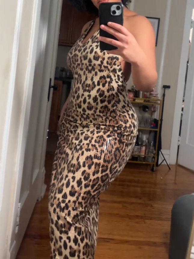 Elegant Sleeveless Leopard Print Midi Dress