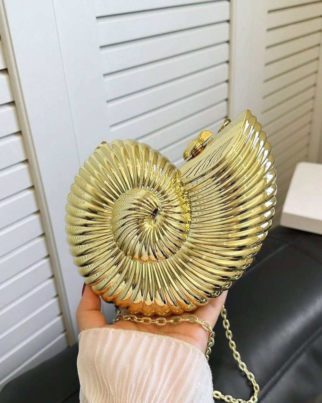 Golden Metallic Shell-Shaped Clutch
